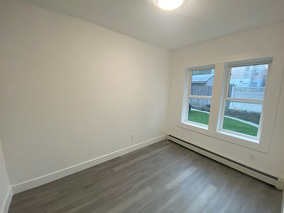 3rd image of 12-14 Jackson St APT 4