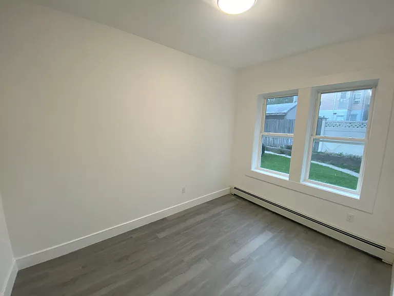 12-14 Jackson St #4 — Photo 3