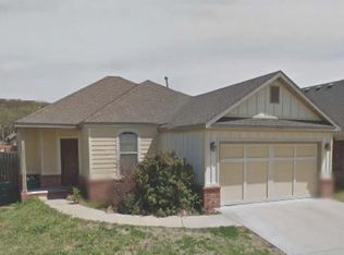 2636 Sierra Ave, Fayetteville, AR 72703