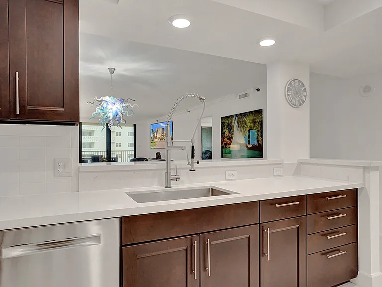 1167 Hillsboro Mile Bch #405HILLSBORO — Photo 9
