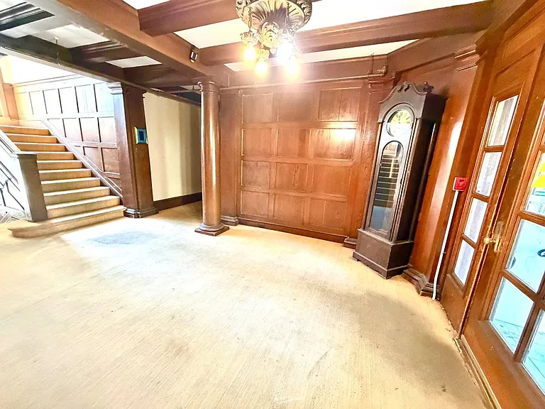 2409 College Ave — Photo 39