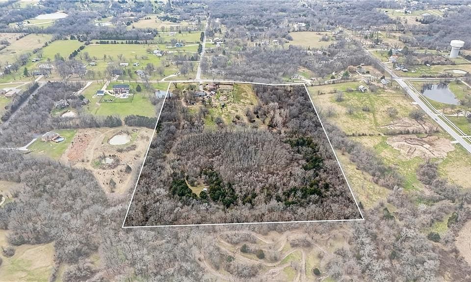 2nd image of 6825 S Arnett Rd