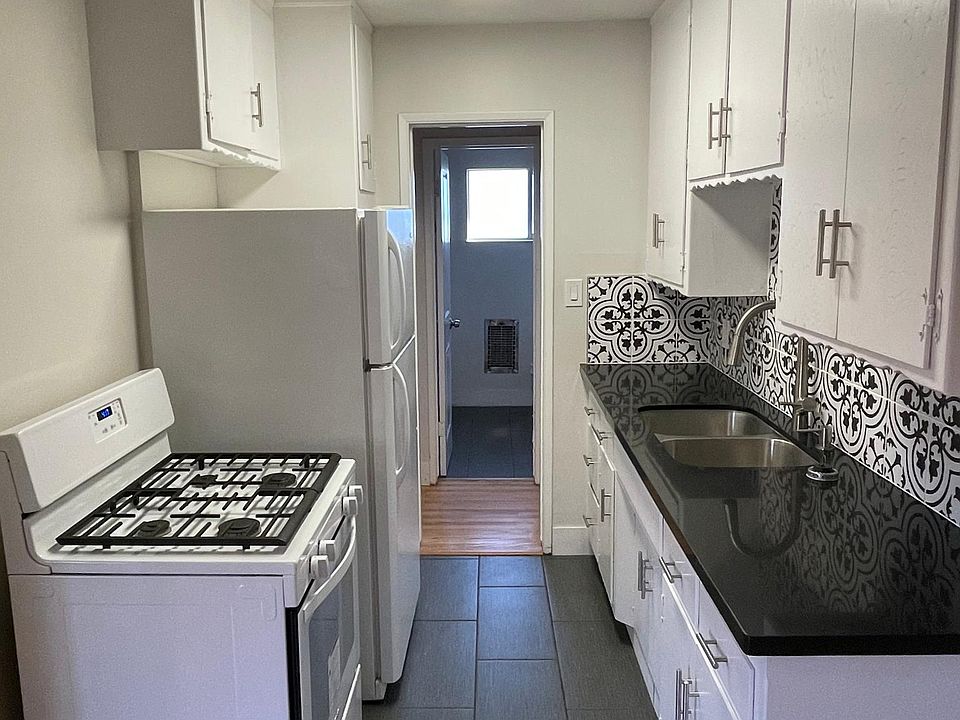 1st image of 279 Temple Ave APT 18