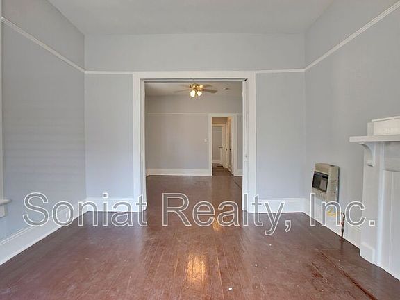 2nd image of 2437 Lapeyrouse St