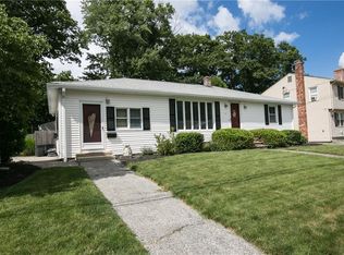 17 Stella Dr, North Providence, RI 02911
