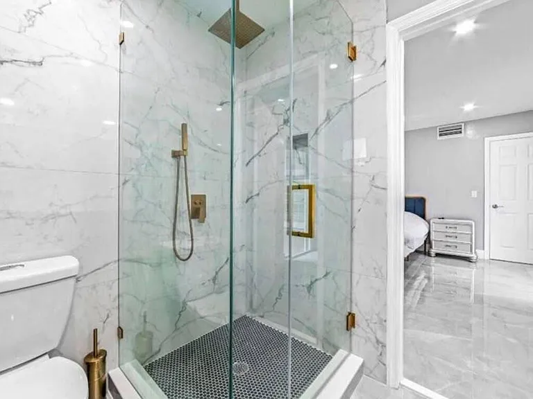 4811 Hayes St — Photo 10