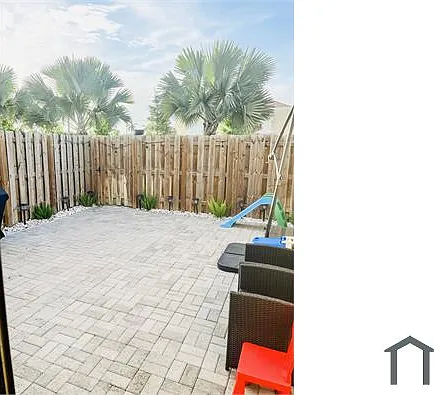 11213 SW 249th St — Photo 11