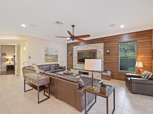 8668 Cobblestone Point Circle, Boynton Beach, FL 33472