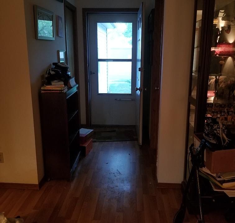 2nd image of 1106 Artisan Dr