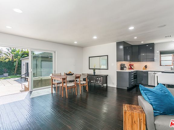 4th image of 5422 Janisann Ave