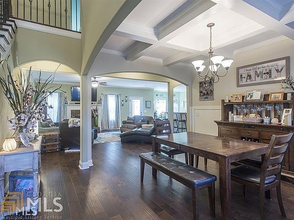 5th image of 147 Walcille Ln
