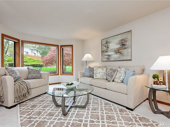 2nd image of 21911 NE 20th Way