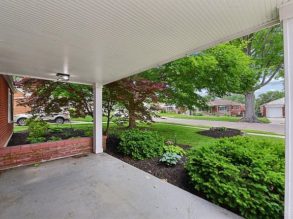 4th image of 5692 Lauderdale Dr