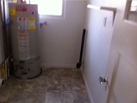 5th image of 4574 Cleveland Ave