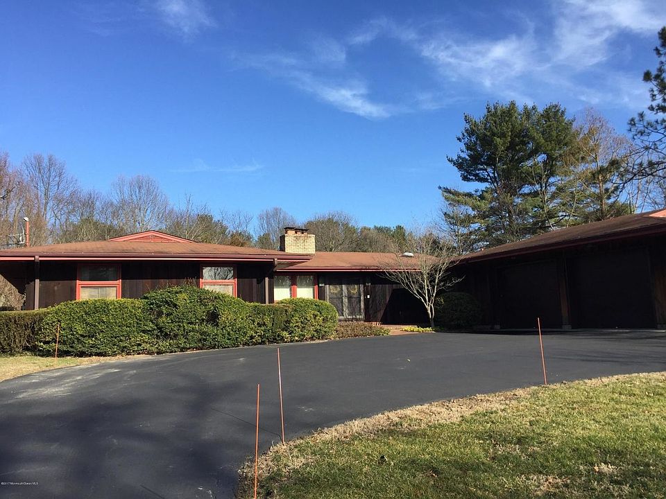 2nd image of 2374 Birch Pl