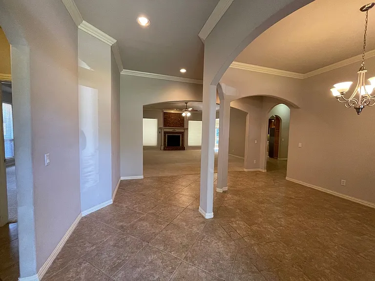 2425 Flint Ridge Rd — Photo 4