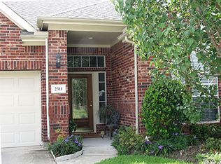 2311 N Lago Vista Dr, Pearland, TX 77581