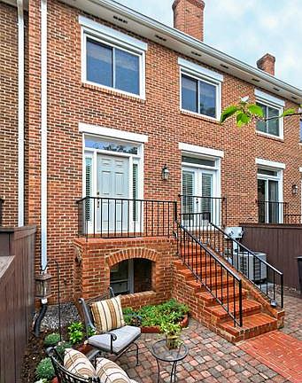 5th image of 1047 N Stafford St