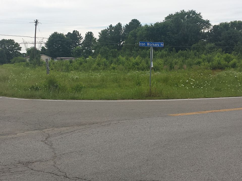 2nd image of 4551 Old Clarksville Pike