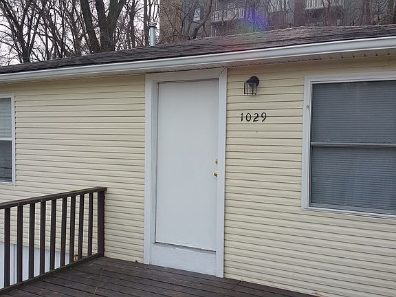 2nd image of 1029 Suntree Pl
