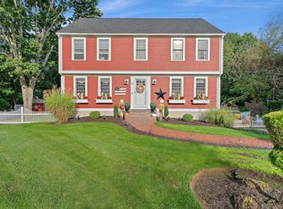 32 Bourne Park Ave, Marshfield, MA 02050
