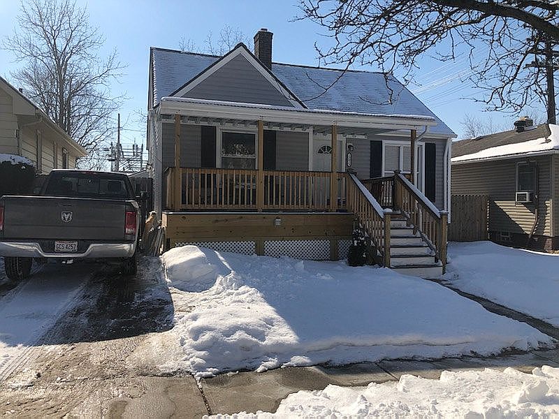 1st image of 13023 Gilmore Ave