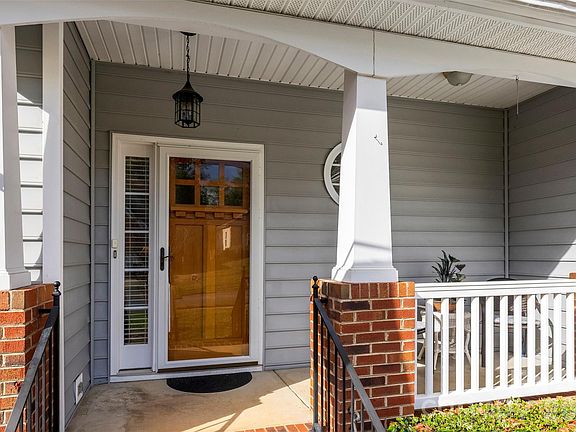 4th image of 14922 Dunbeth Dr
