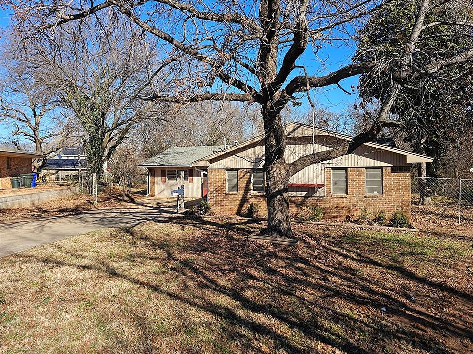1st image of 2517 Weatherford Dr