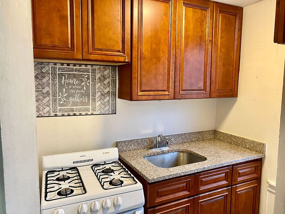 1st image of 2201 Purchase St #1N