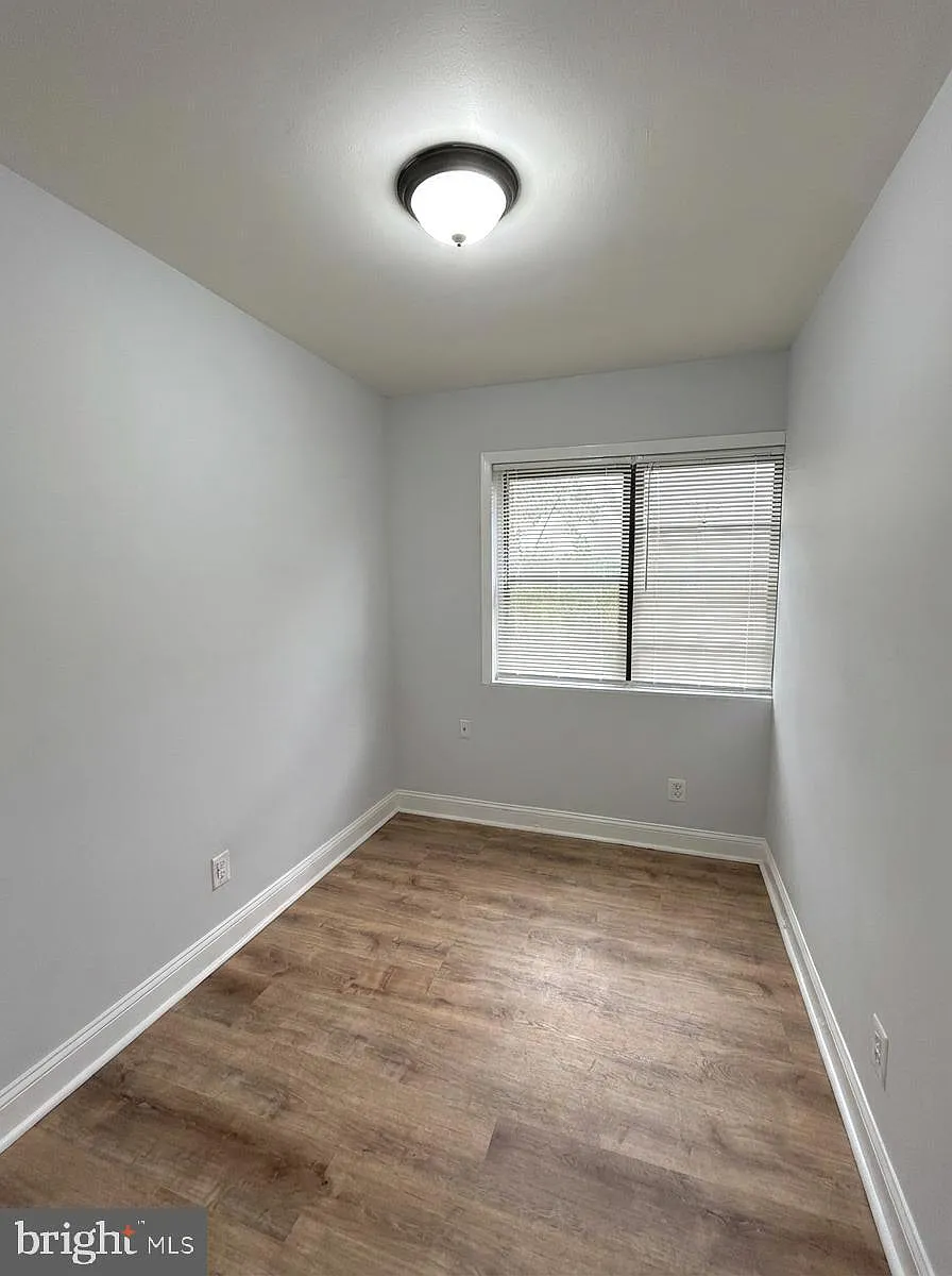 Building Photo - 2100 Channing St NE #2A