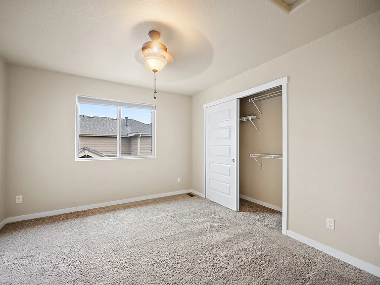 1321 Alveston St — Photo 35