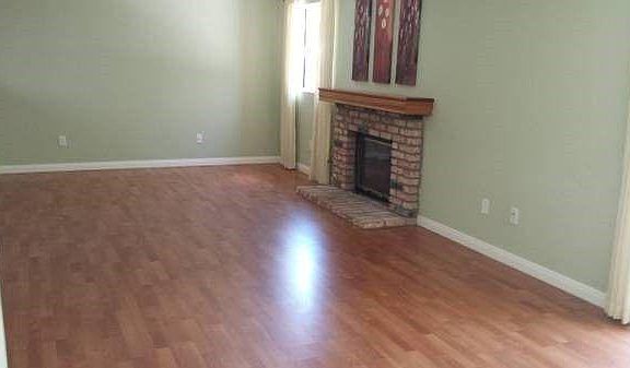 3rd image of 3782 Stanford Dr