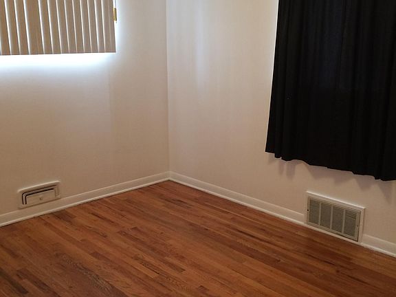 3rd image of 5140 W Harvey Pl