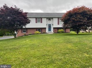 1400 Grandview Rd, Hanover, PA 17331