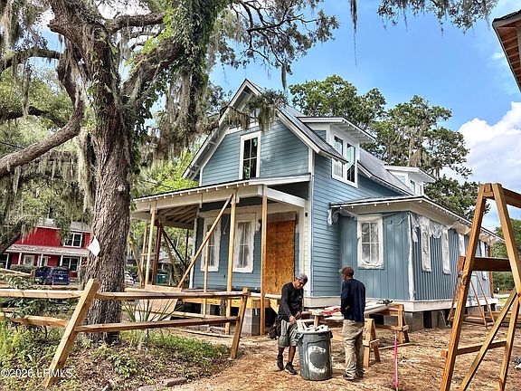 2nd image of 1308 London Avenue