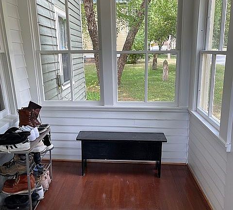 4th image of 230 6th St