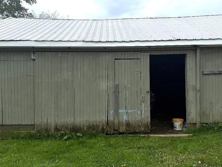 739 Clay St — Photo 15