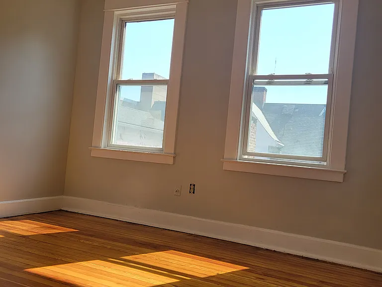 652 George St #C — Photo 12