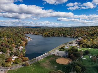 37 Archung Rd, Wayne, NJ 07470