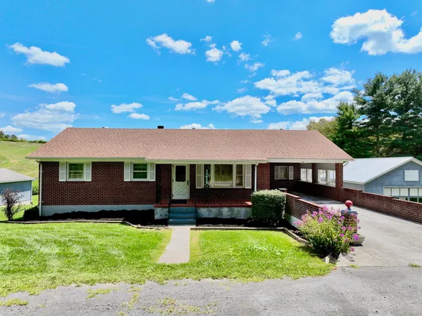 23010 Seneca Trl S, Union, WV 24983