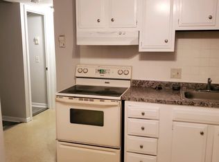 689 Weeden St APT 9, Pawtucket, RI 02860