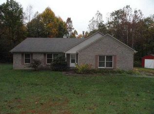 1282 E Abrams Rd, Bloomfield, IN 47424