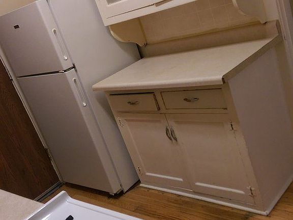 4th image of 1020 N 41st St APT 4