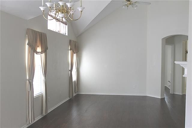 2nd image of 4109 Elmhill Dr