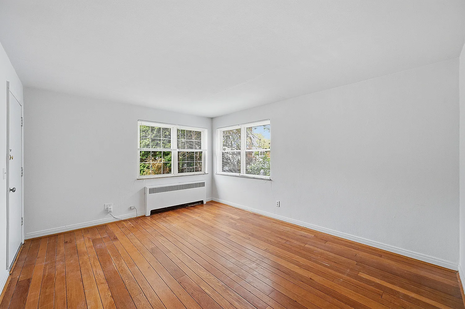 1 bed, 750 sqft, $1,150 — Photo 3