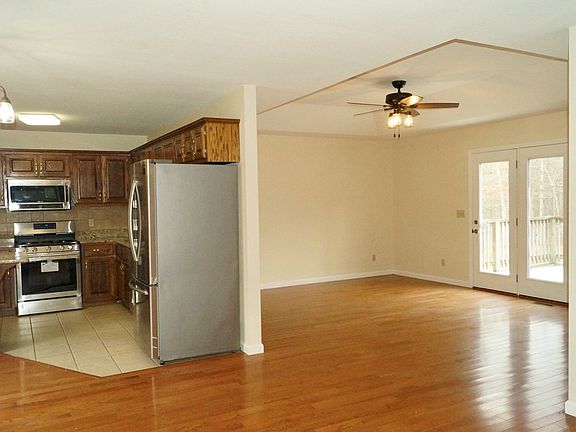 4th image of 805-805 Cahita Ln