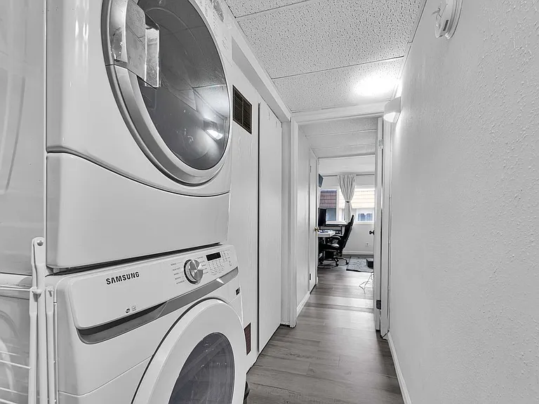 1256 Patricia Ave #15 — Photo 16