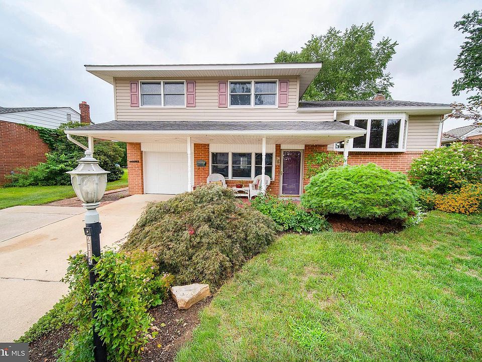 1st image of 2119 Armour Dr