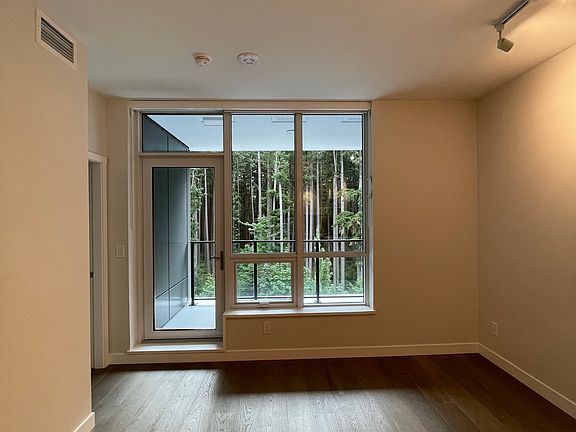 5th image of 5608 Berton Ave #708