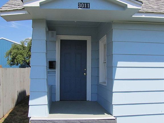 3rd image of 3011 E Heroy Ave